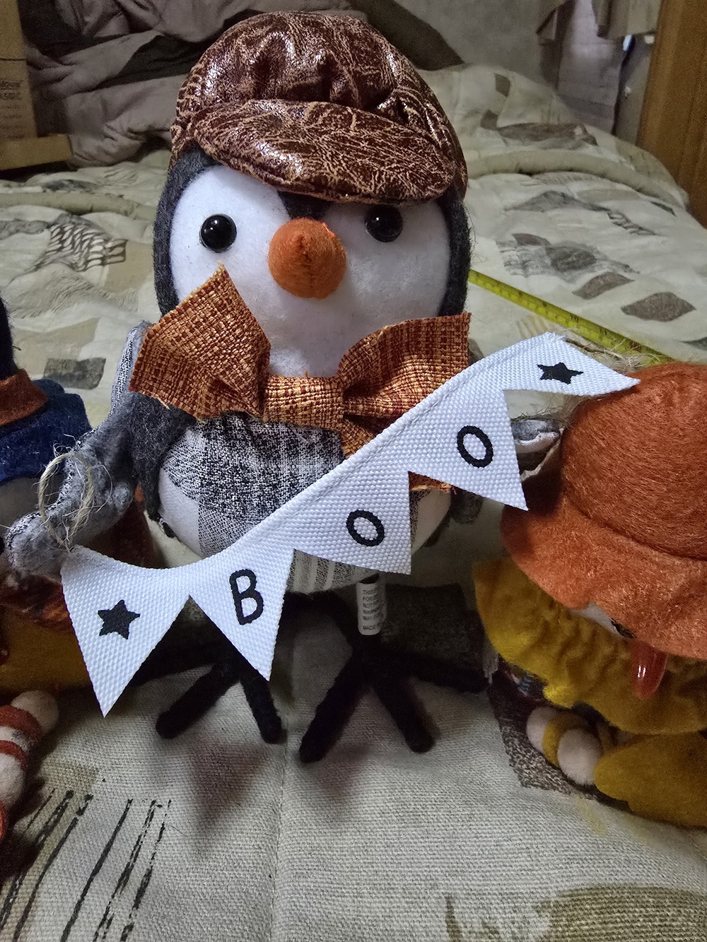 Halloween Fabric Bird Lot of 4 Boo Banner Fall Shelf Sitter Figurine Lot